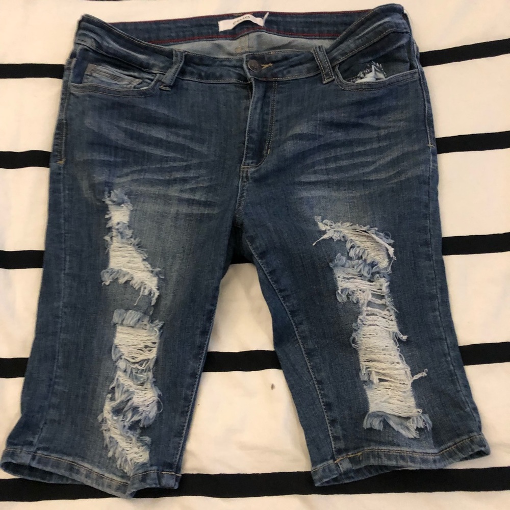 98% cotton 2% spandex